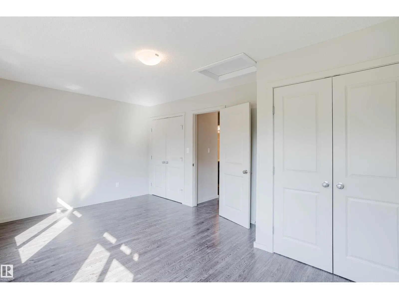 12038 62 ST NW