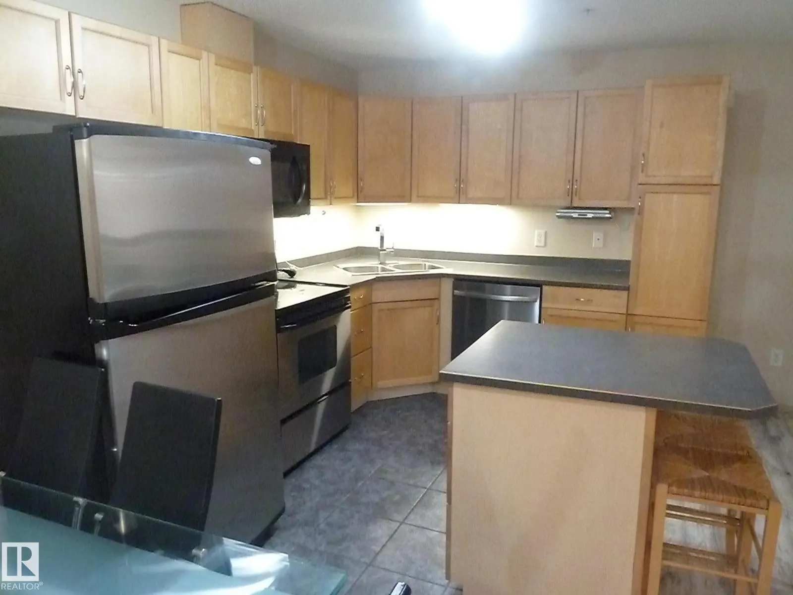 #112 16303 95 ST NW