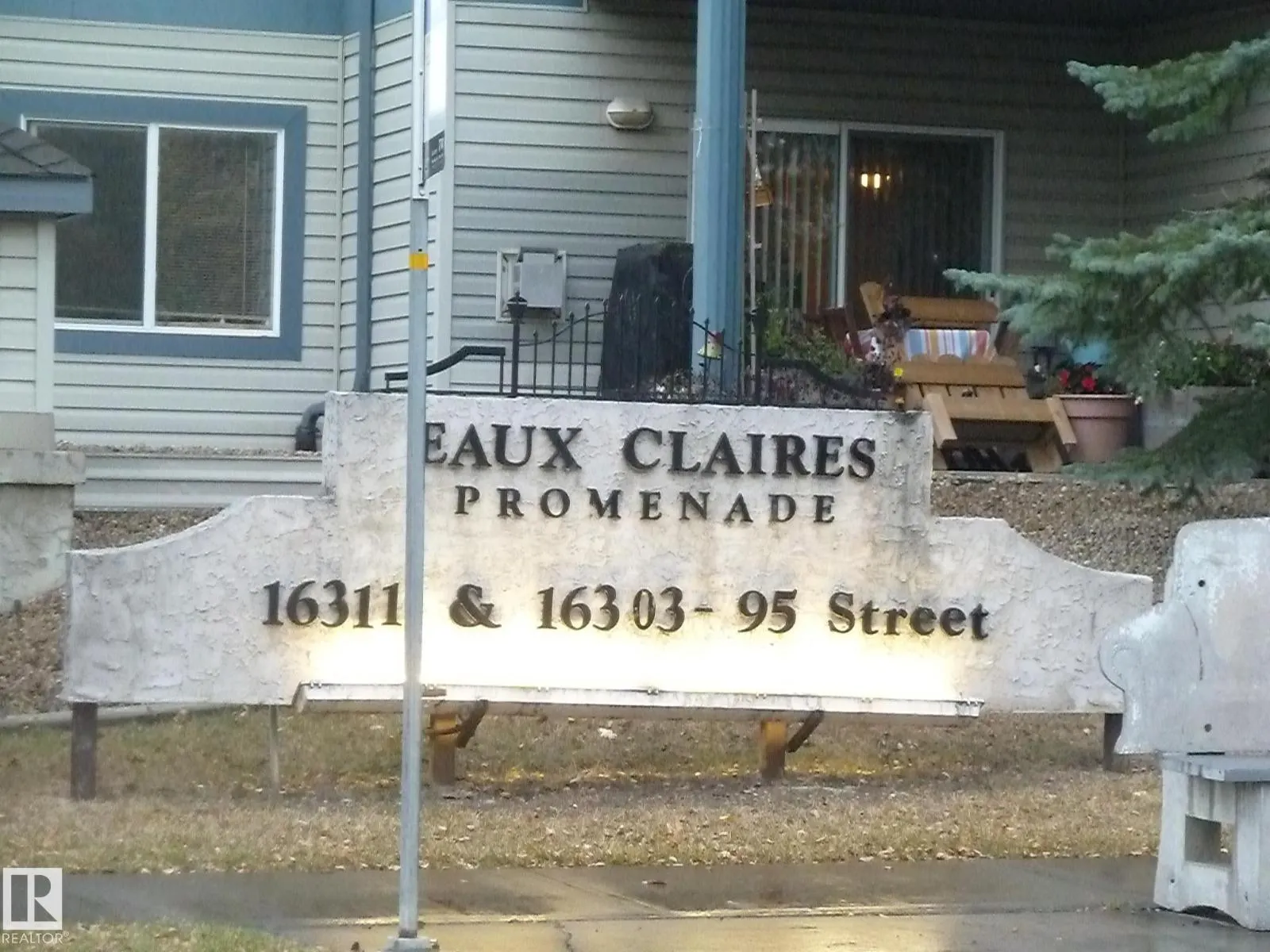 #112 16303 95 ST NW
