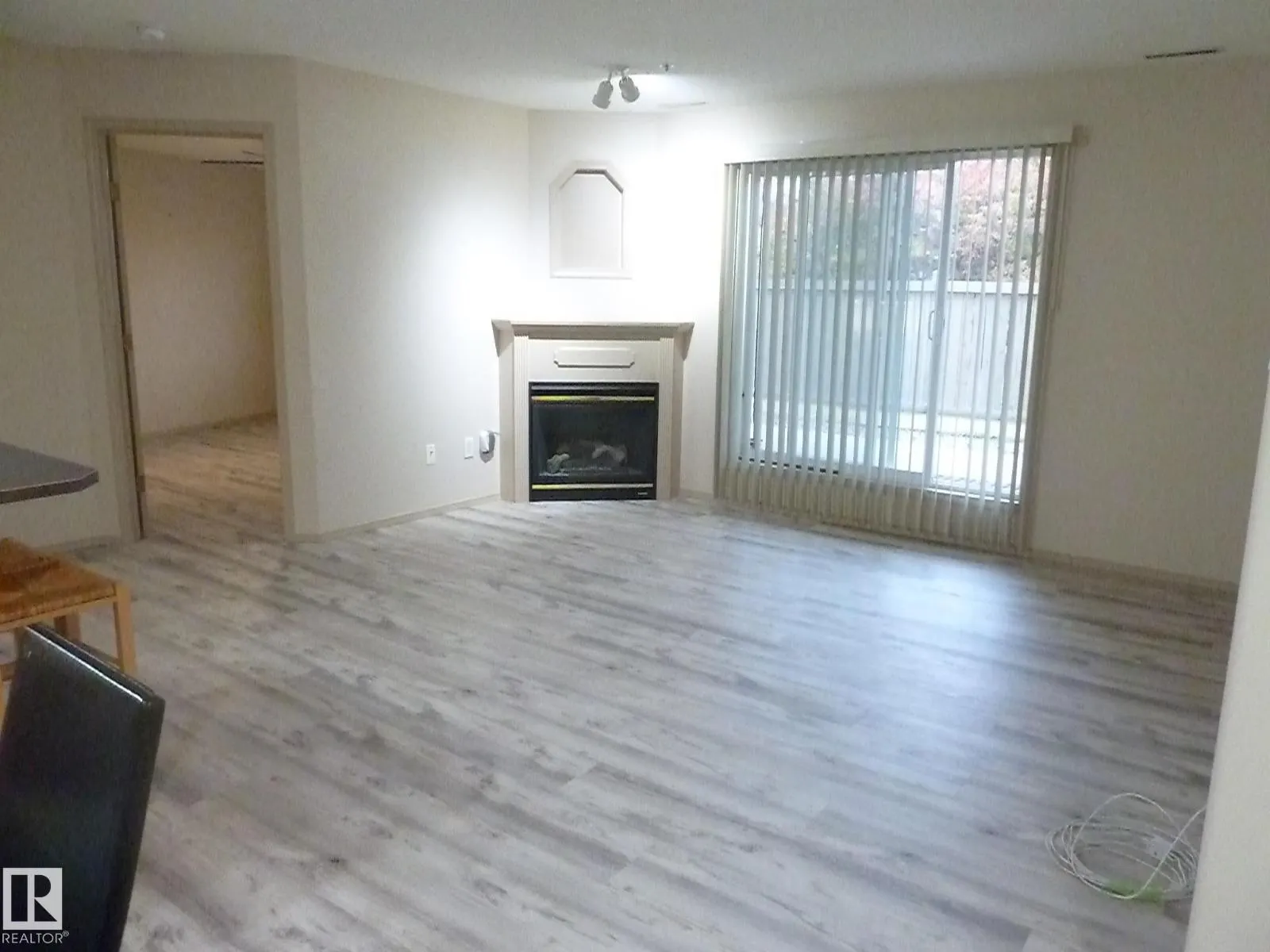 #112 16303 95 ST NW