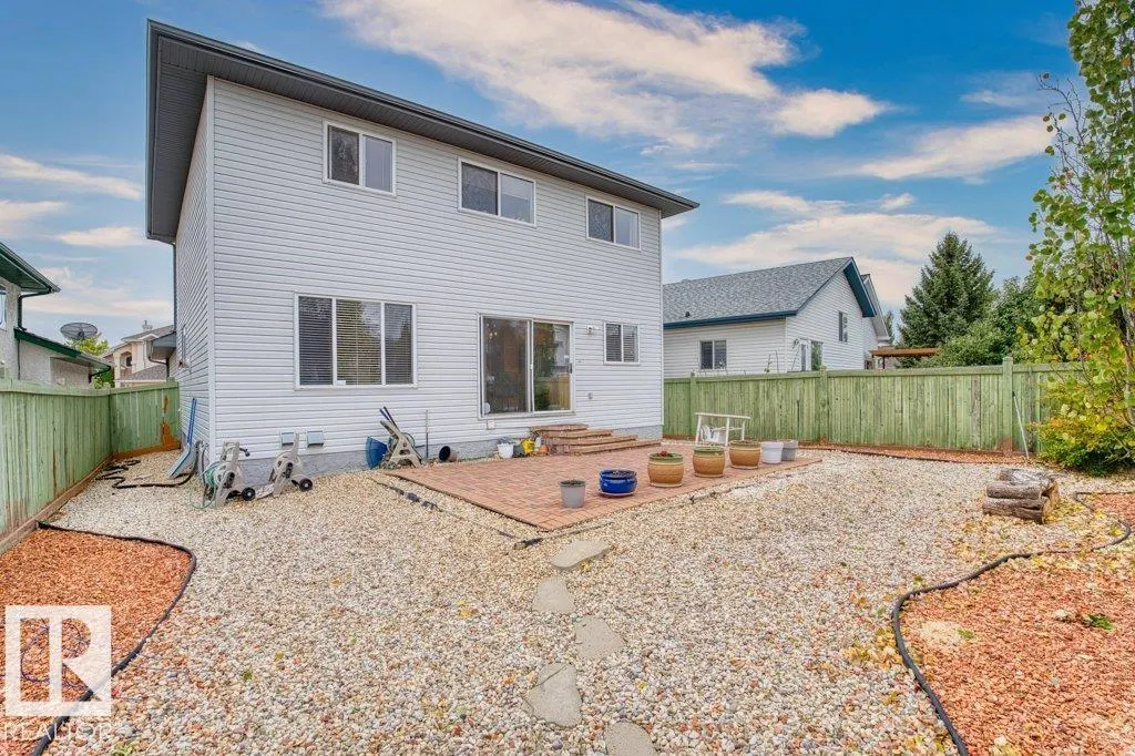 11608 11A AV NW