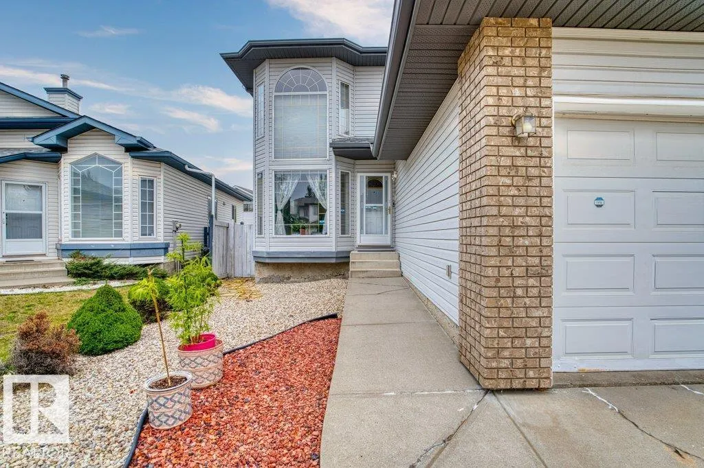 11608 11A AV NW