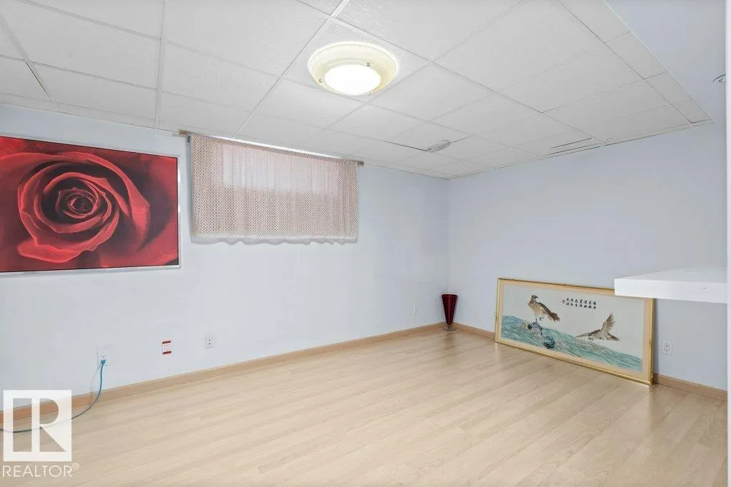 11608 11A AV NW