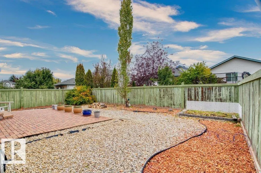 11608 11A AV NW