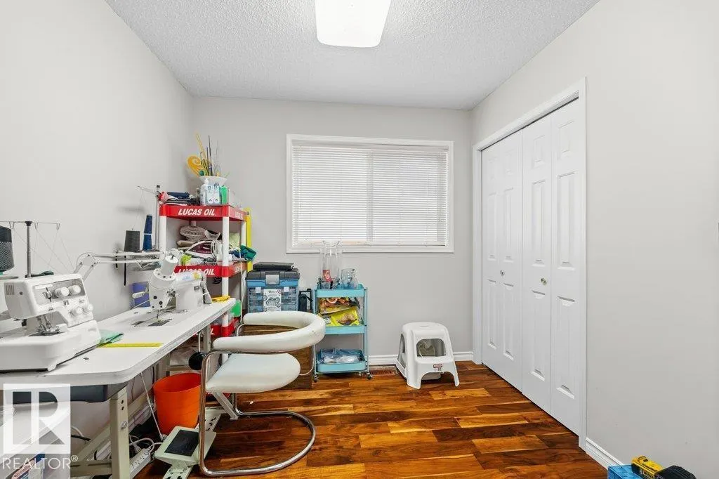 11608 11A AV NW