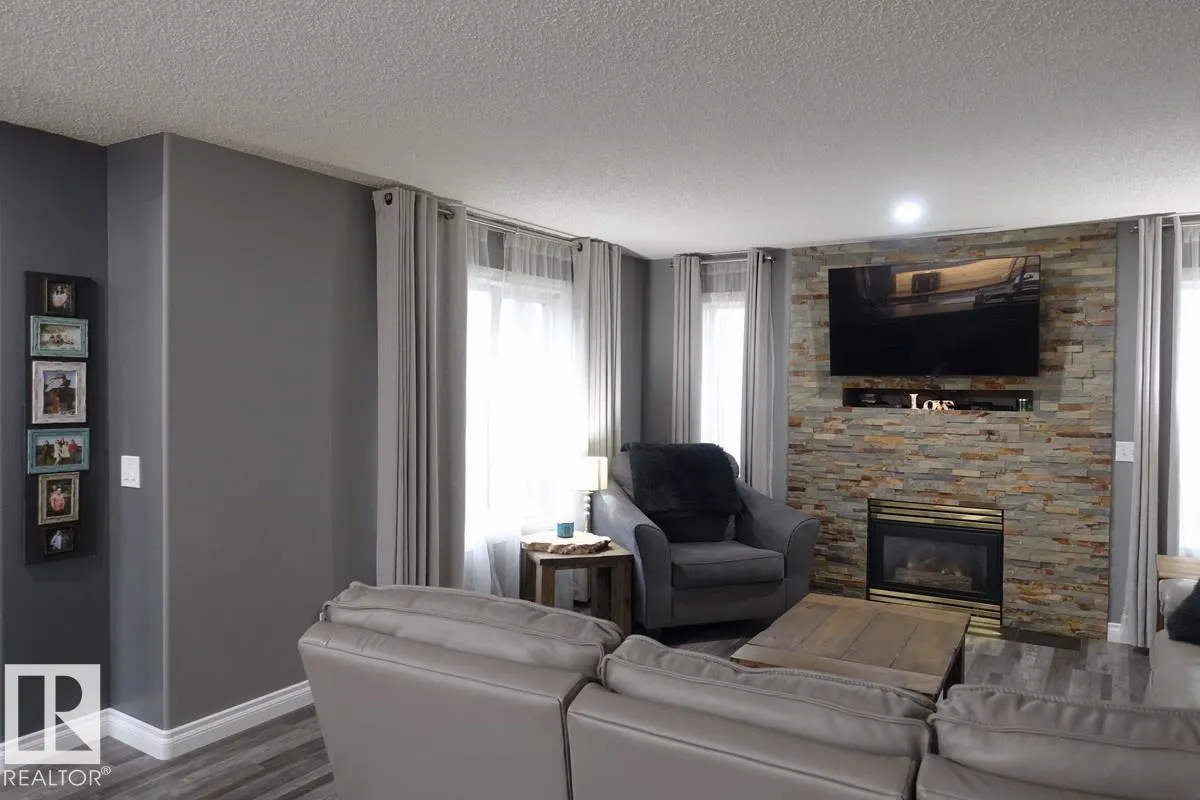 31 WESTWOOD WY