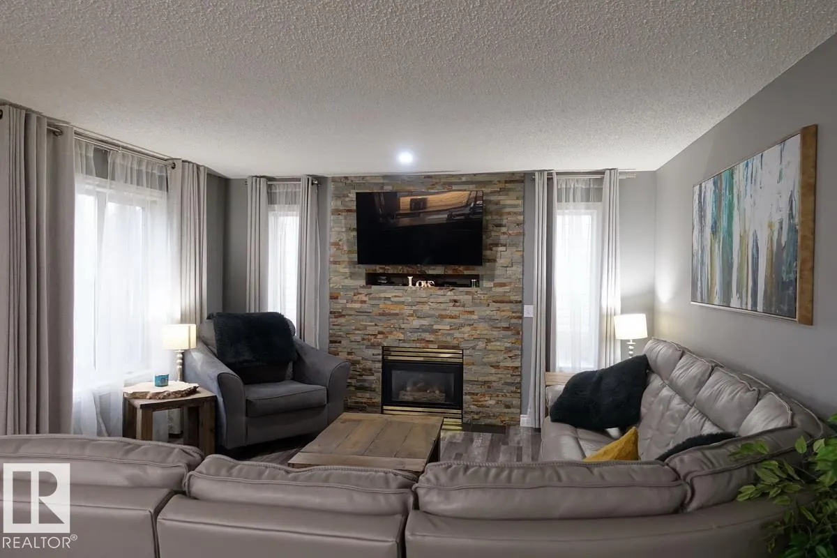 31 WESTWOOD WY