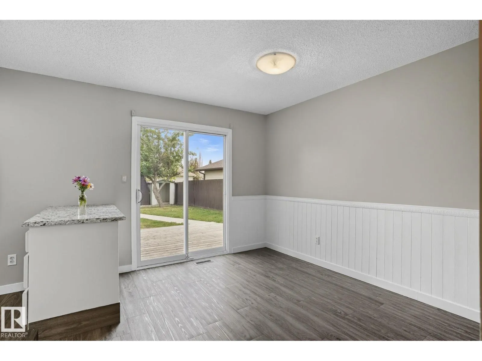 142 KINISKI CR NW NW