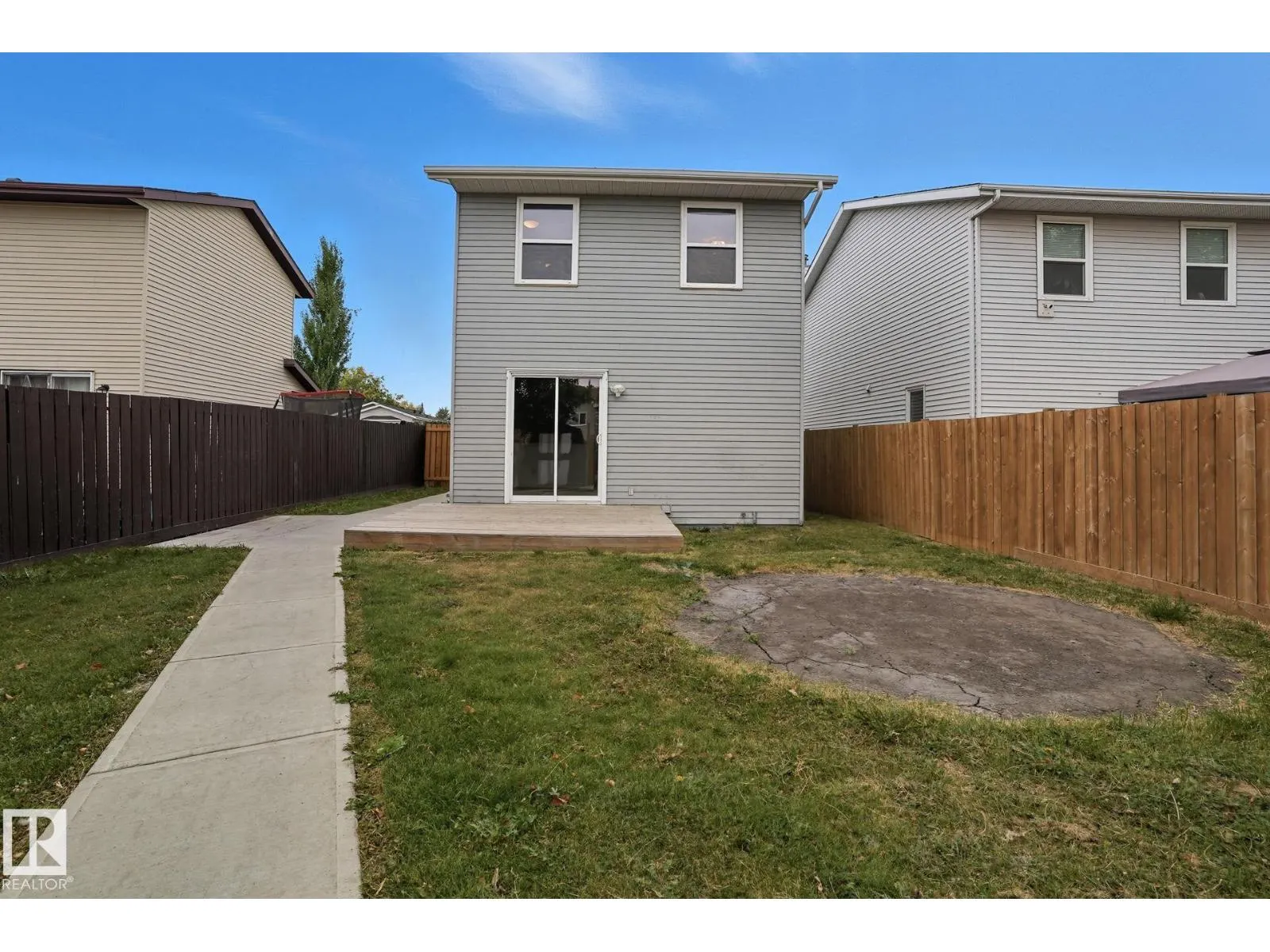 142 KINISKI CR NW NW
