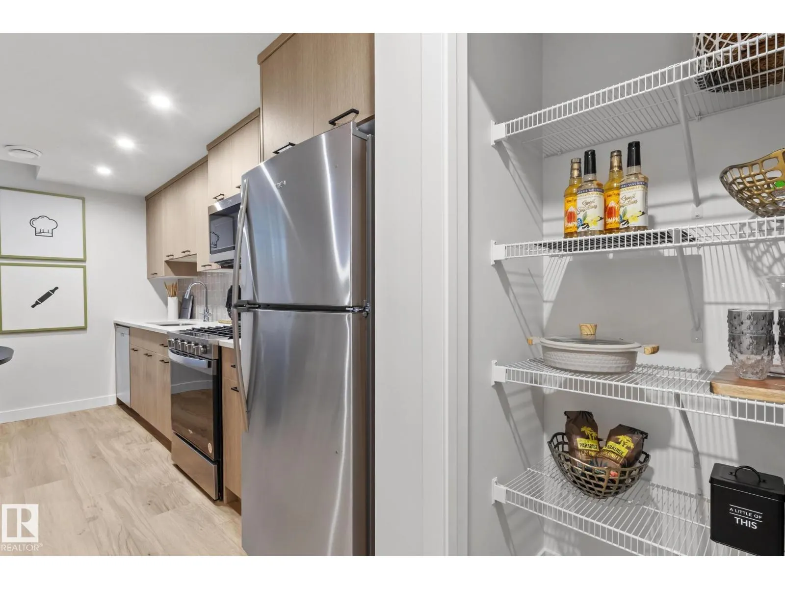 272 PATERSON LI SW