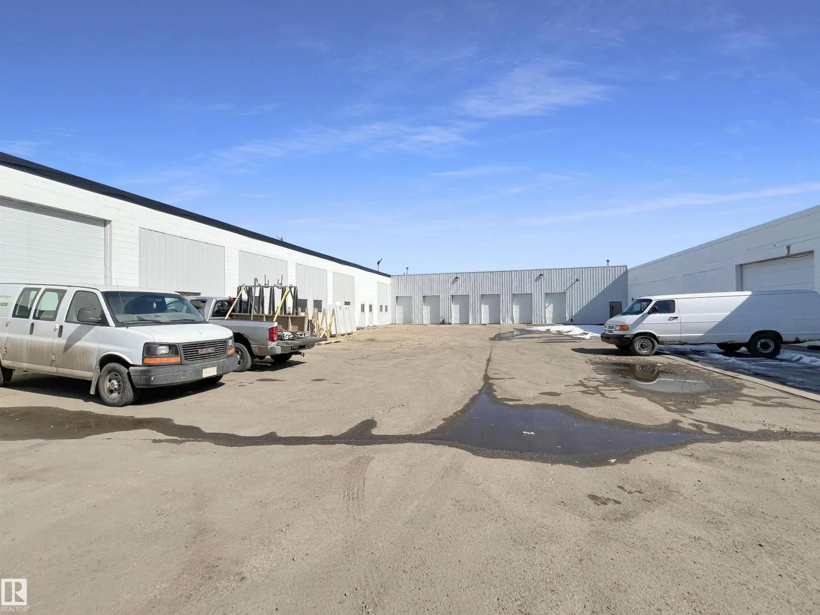 7620 Yellowhead Trail NW NW