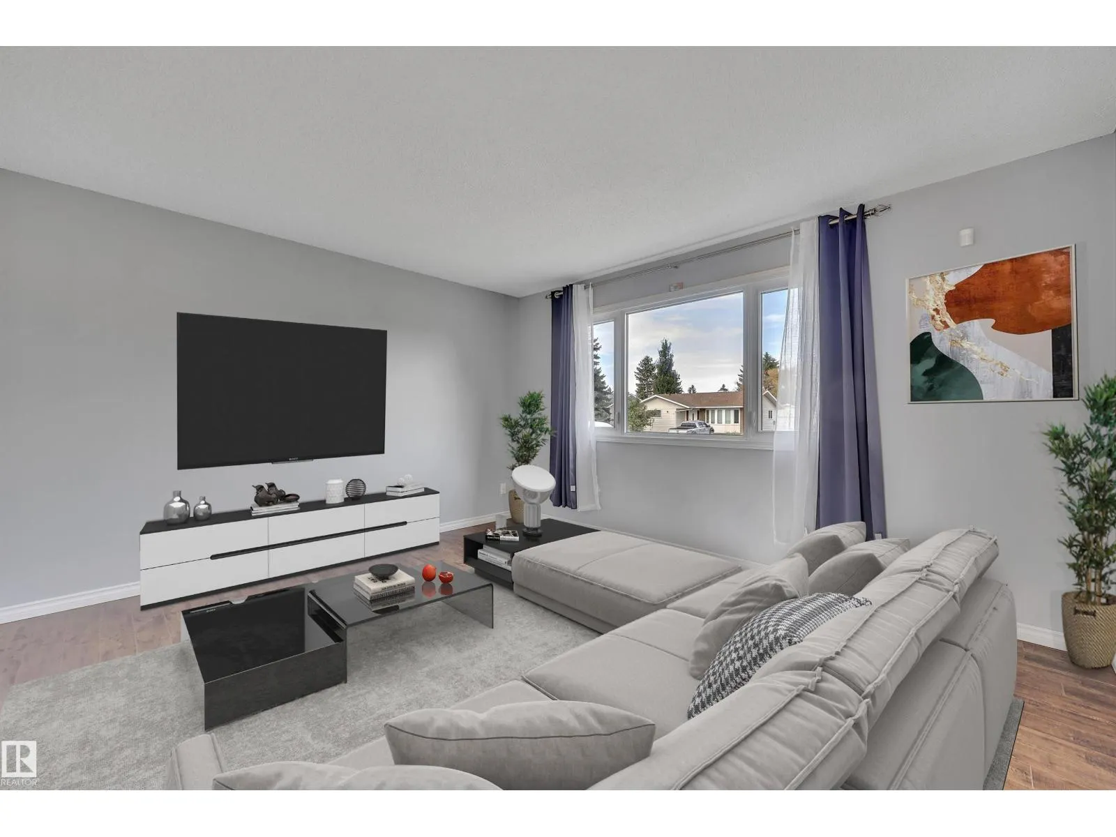 4323 SOUTH PARK DR