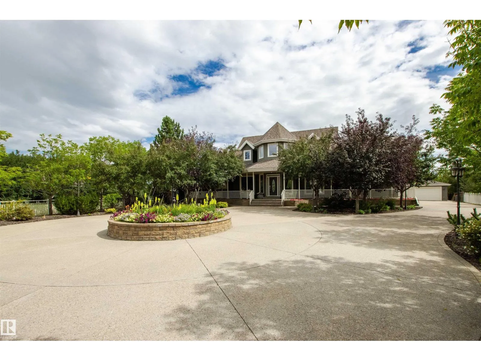 110,50565 Rge Road 245
