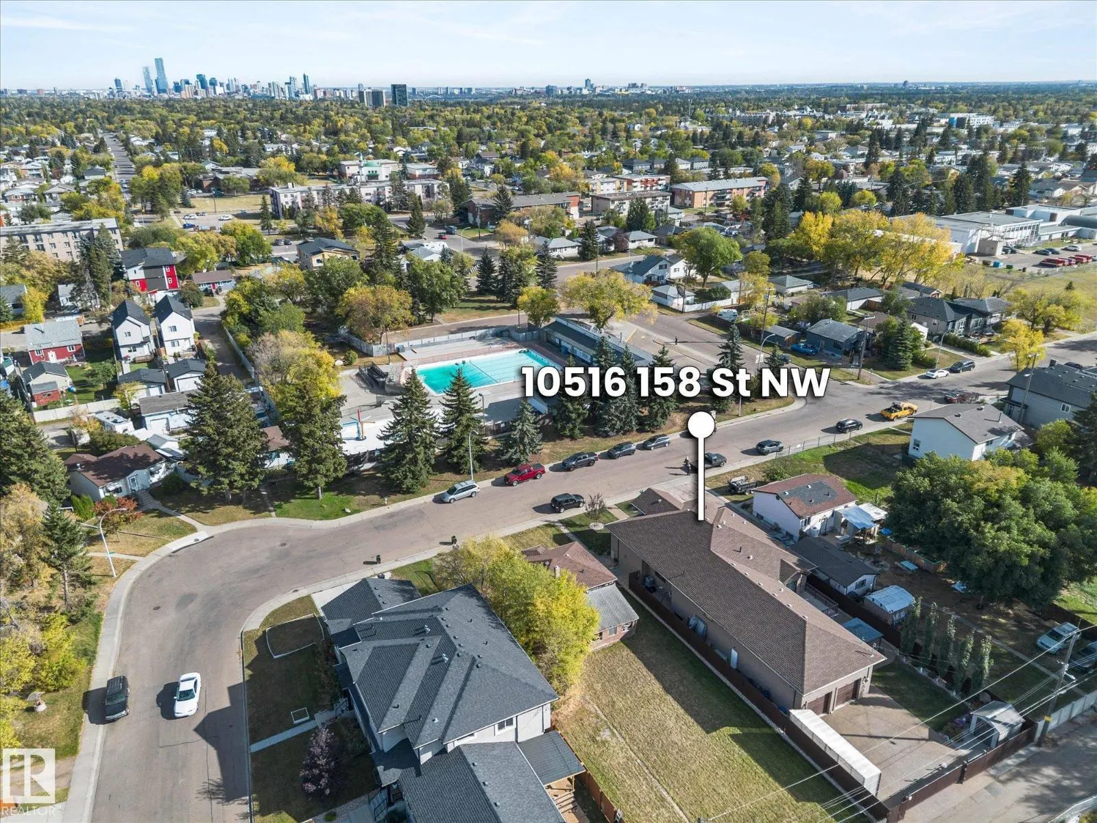 10516 158 ST NW