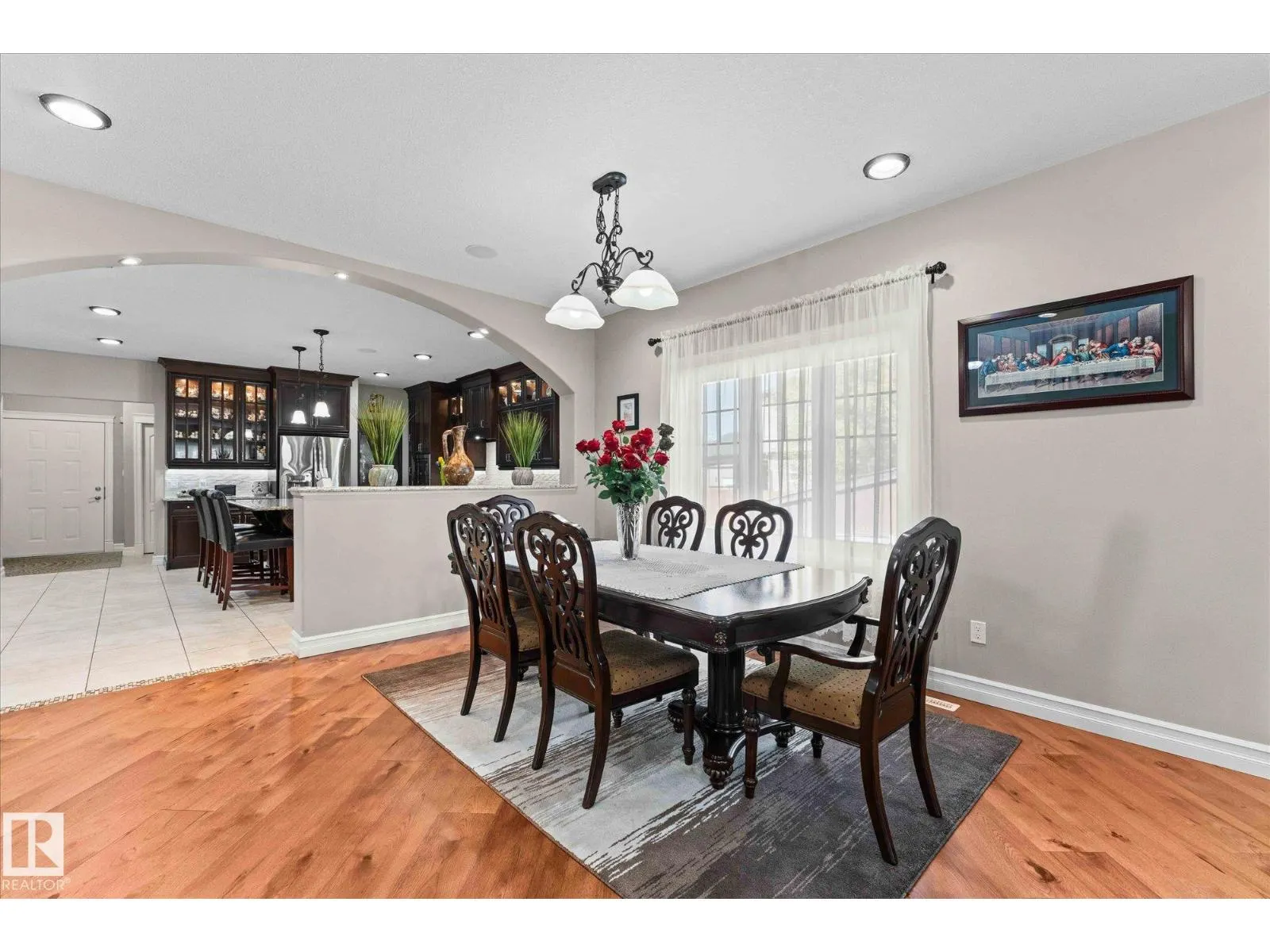 10516 158 ST NW