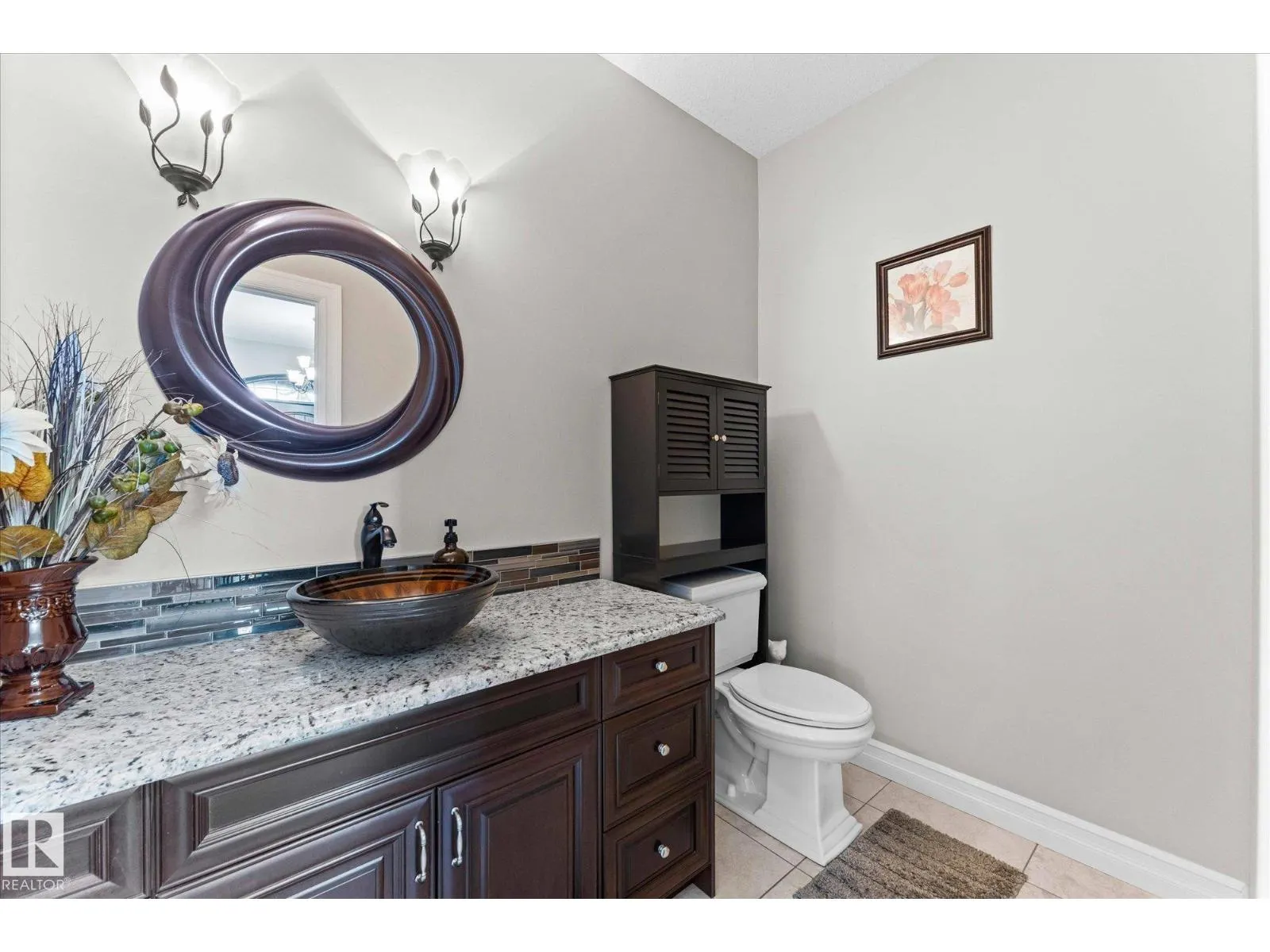10516 158 ST NW