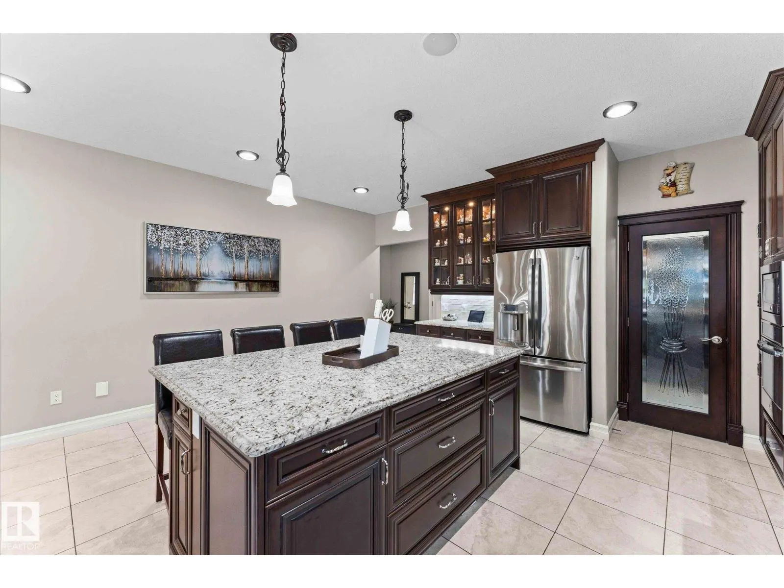 10516 158 ST NW