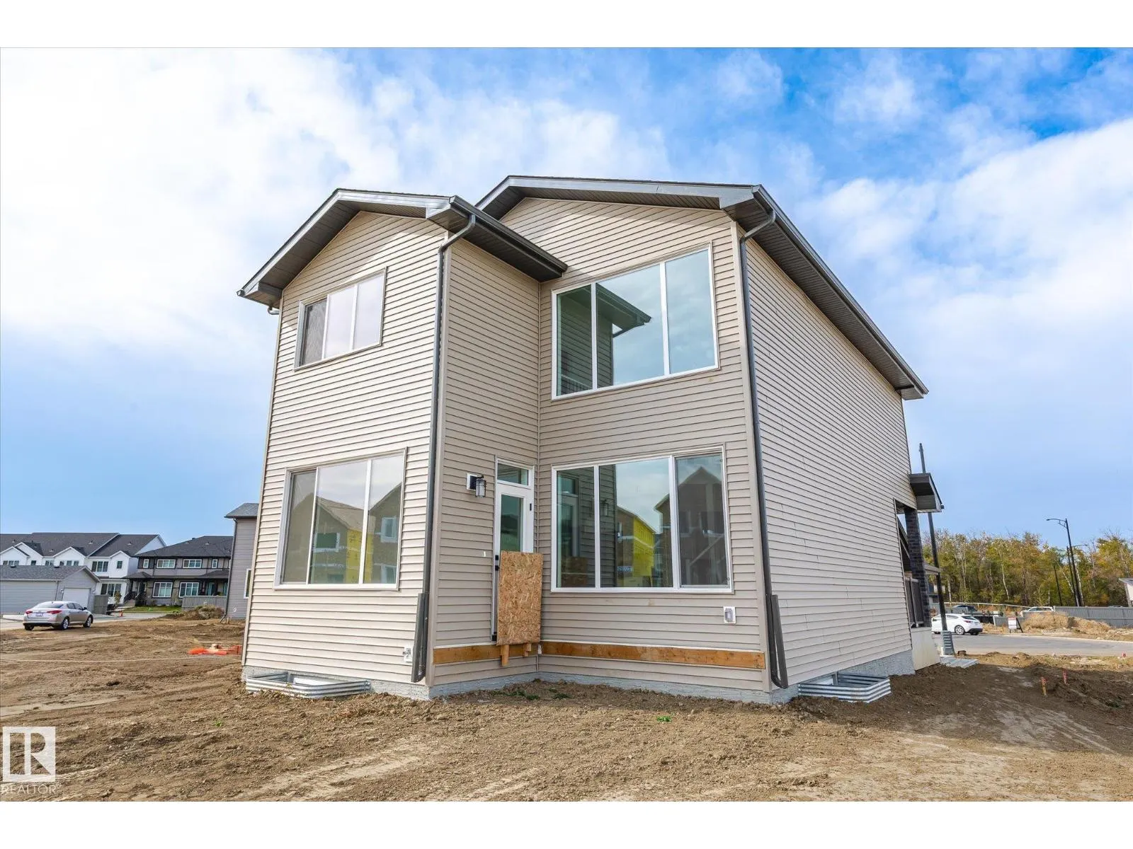 22607 89 AV NW