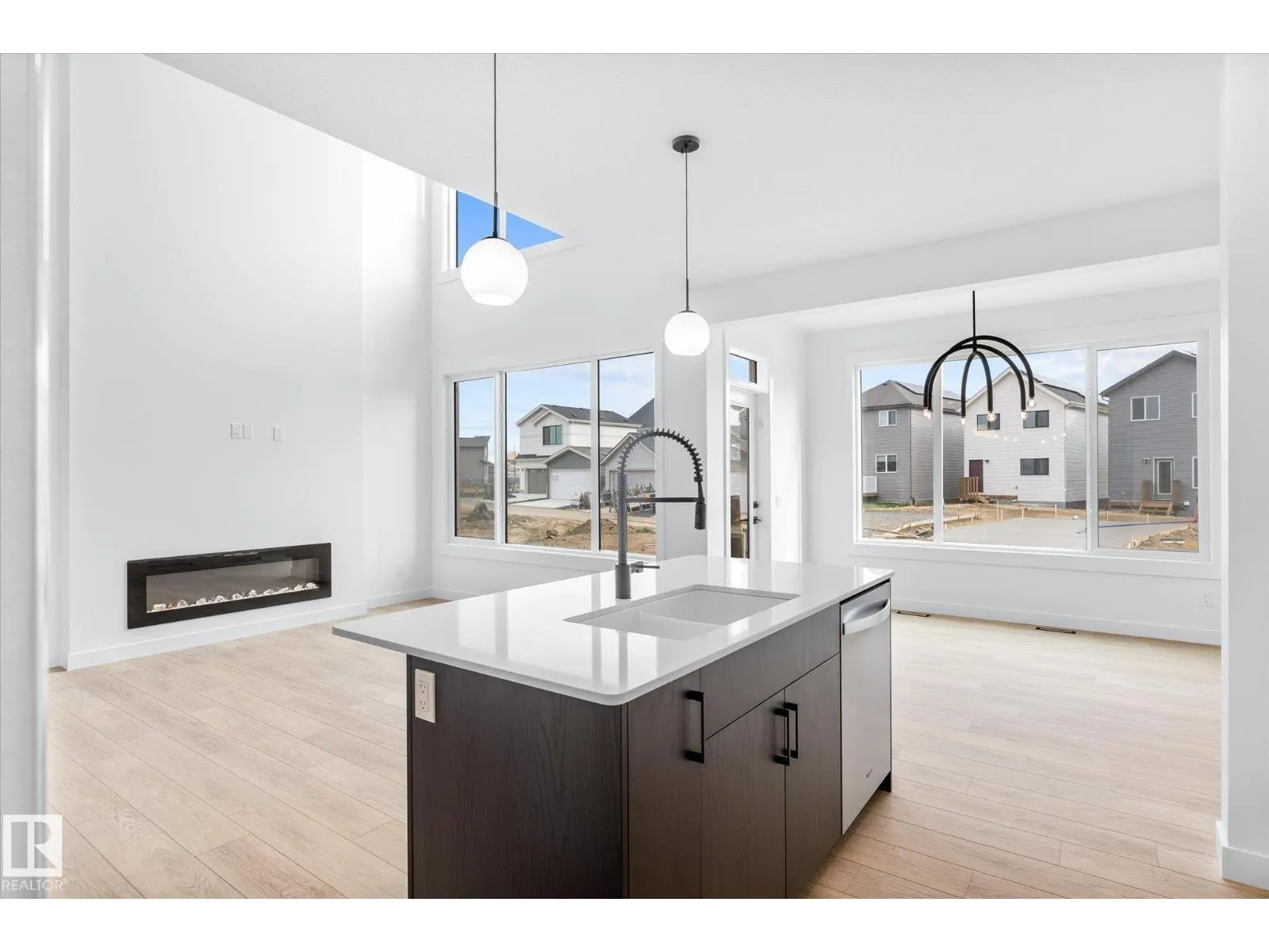 22607 89 AV NW