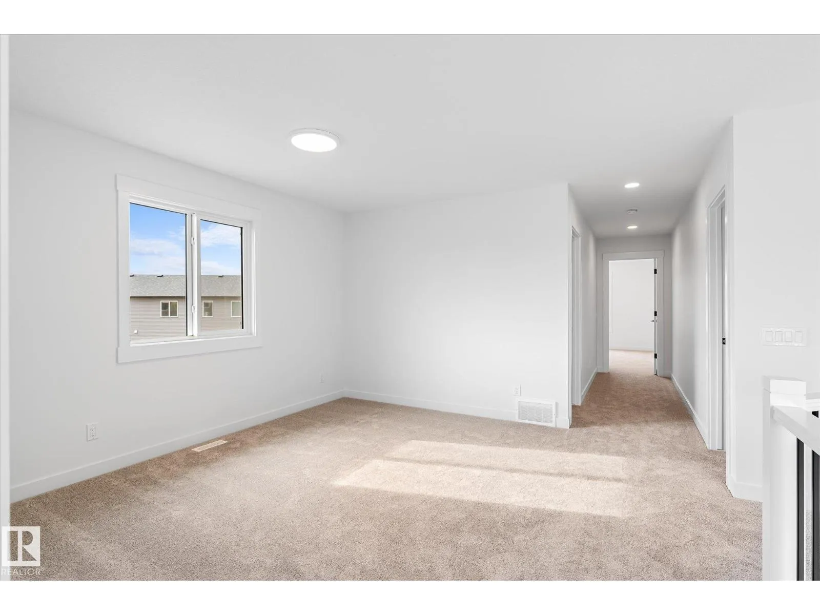 22607 89 AV NW