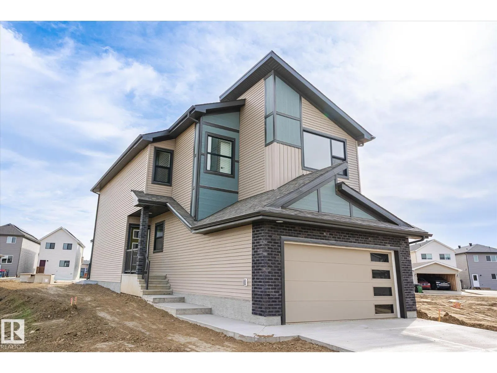 22607 89 AV NW