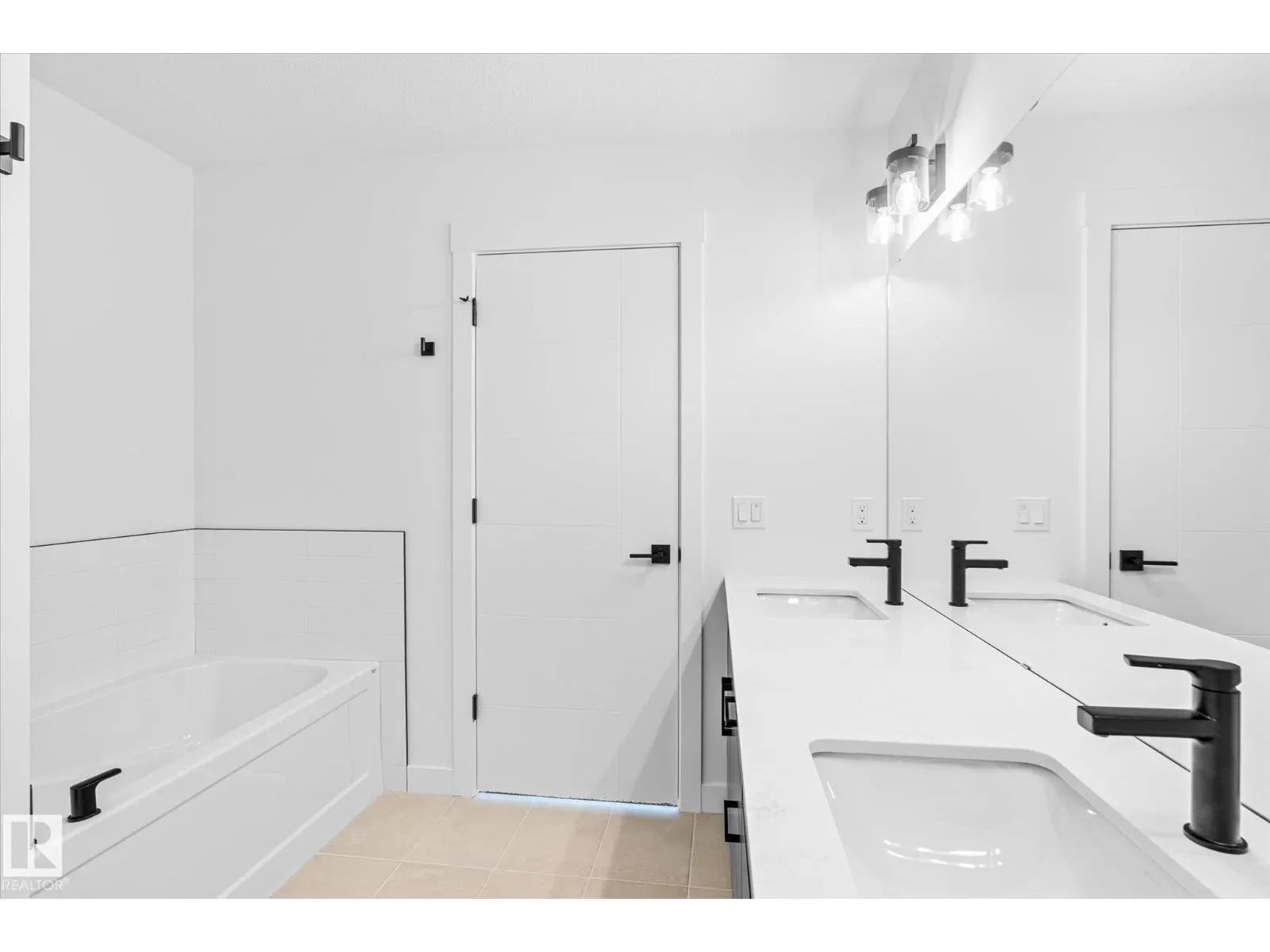 22607 89 AV NW