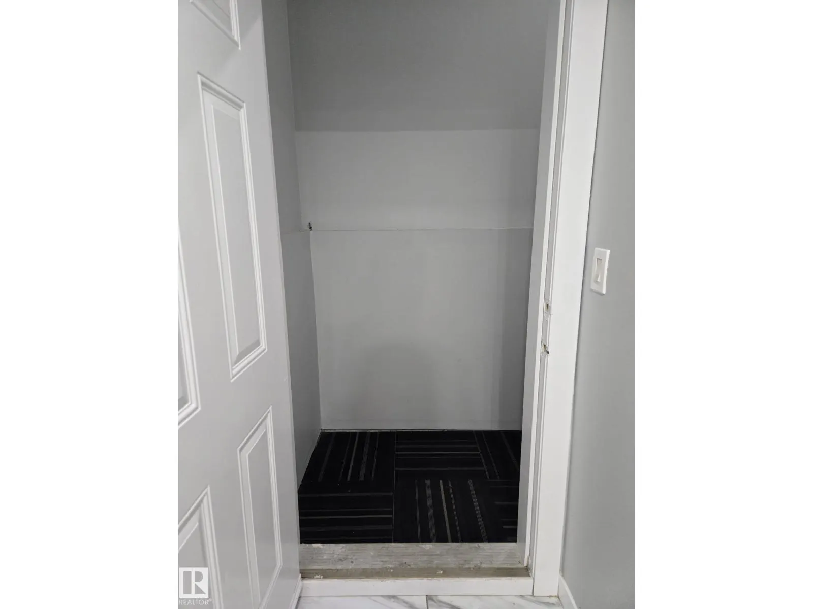 15116 32 ST NW