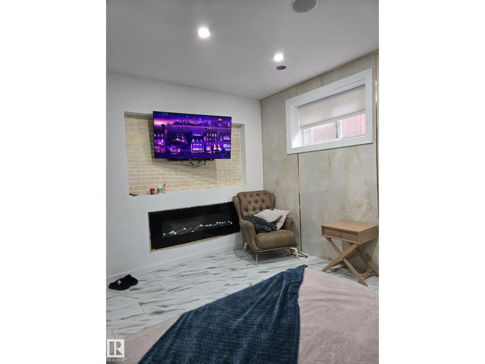 15116 32 ST NW