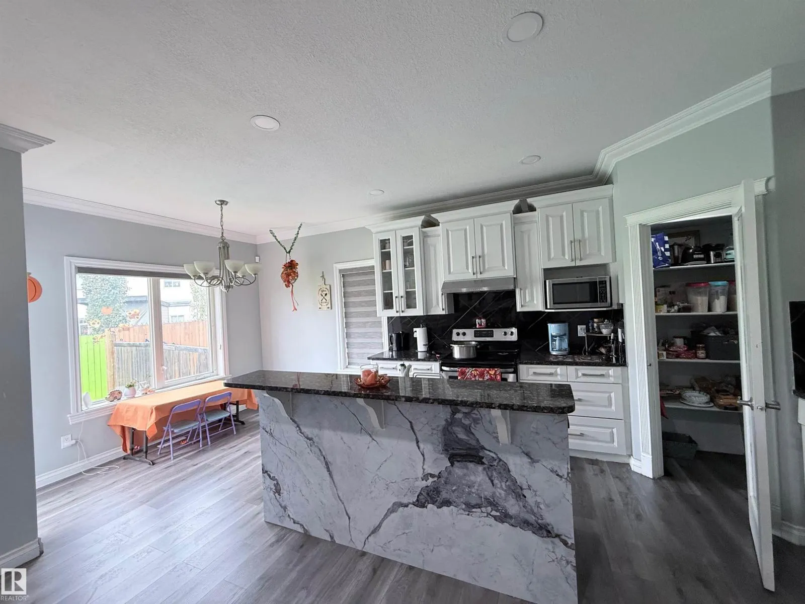 15116 32 ST NW