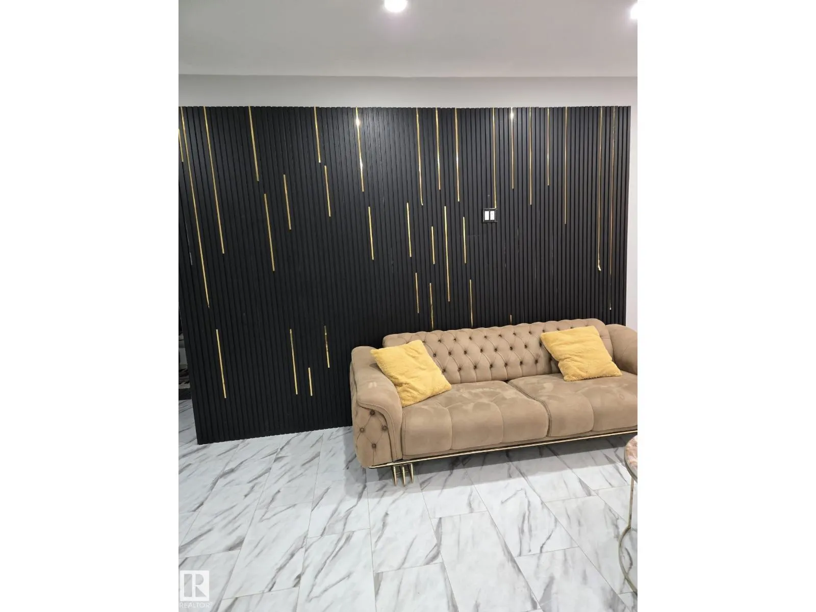 15116 32 ST NW