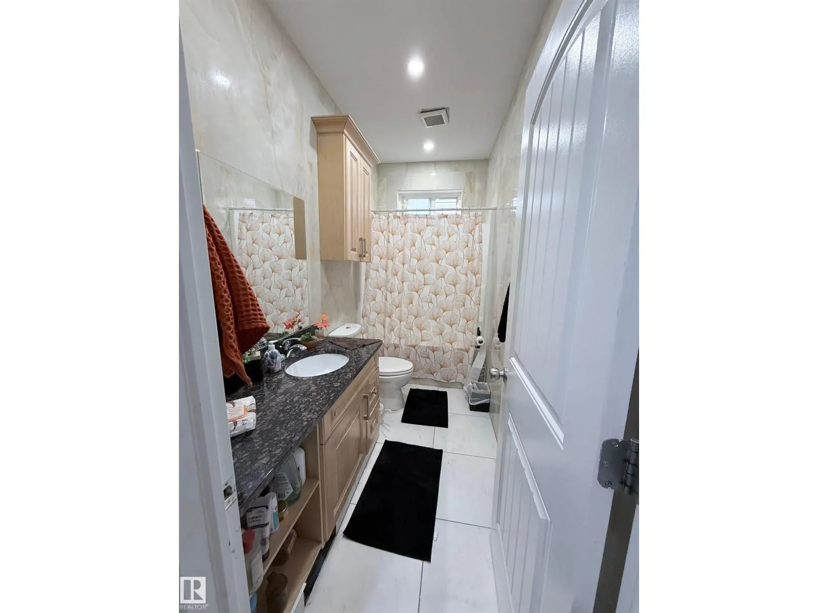 15116 32 ST NW