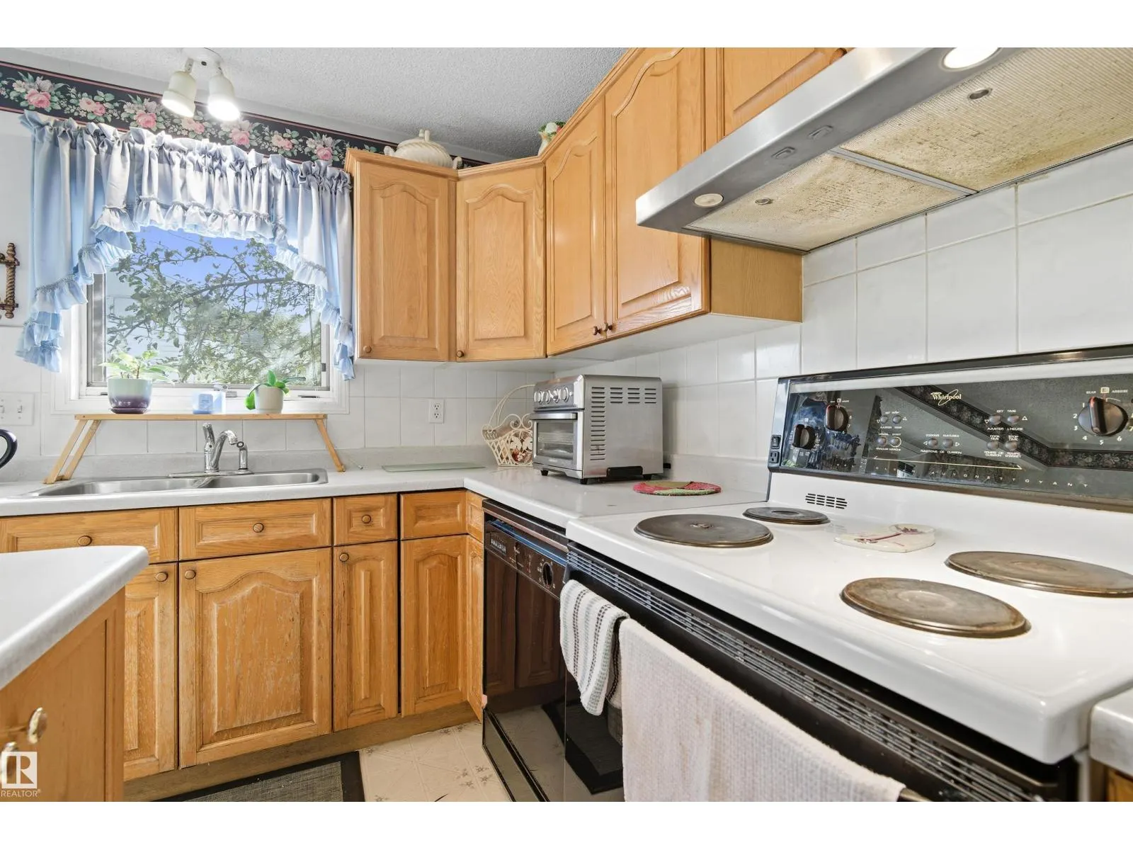 6315 162 AV NW
