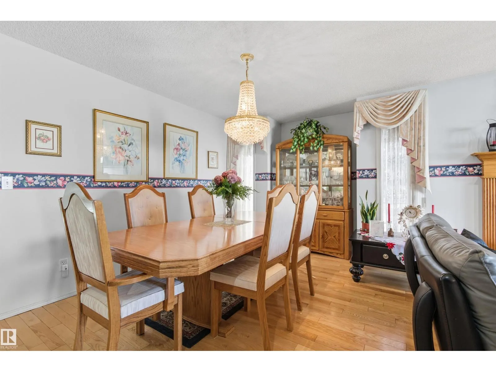 6315 162 AV NW