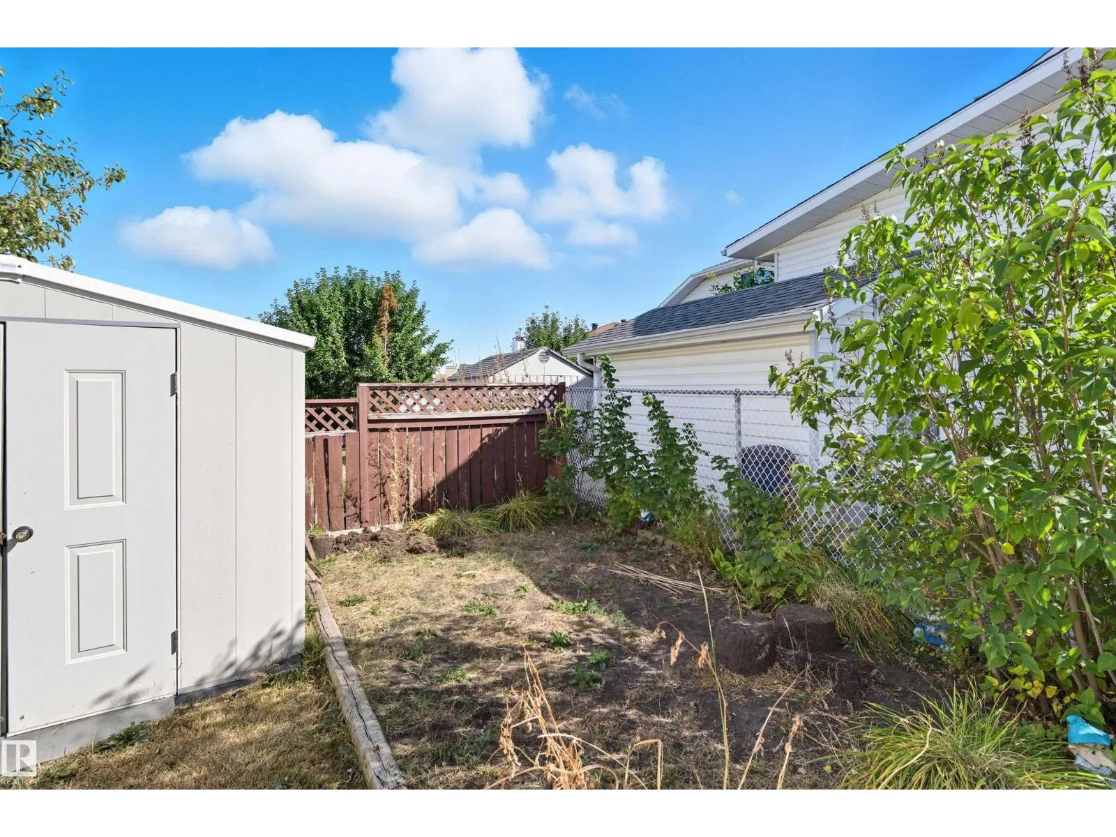 6315 162 AV NW