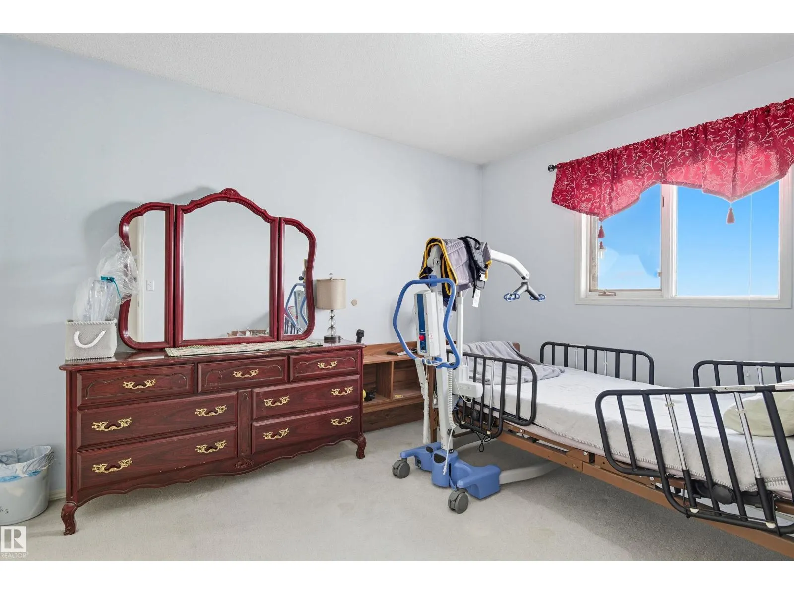 6315 162 AV NW