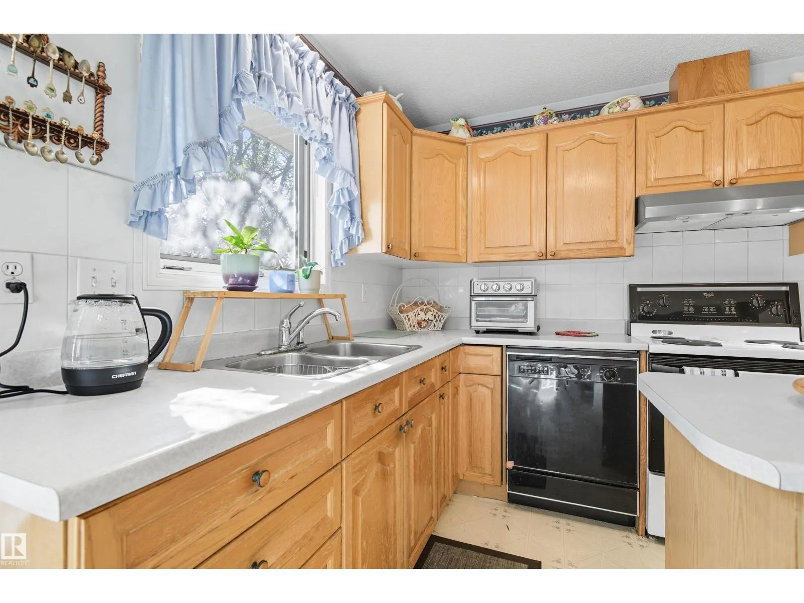 6315 162 AV NW