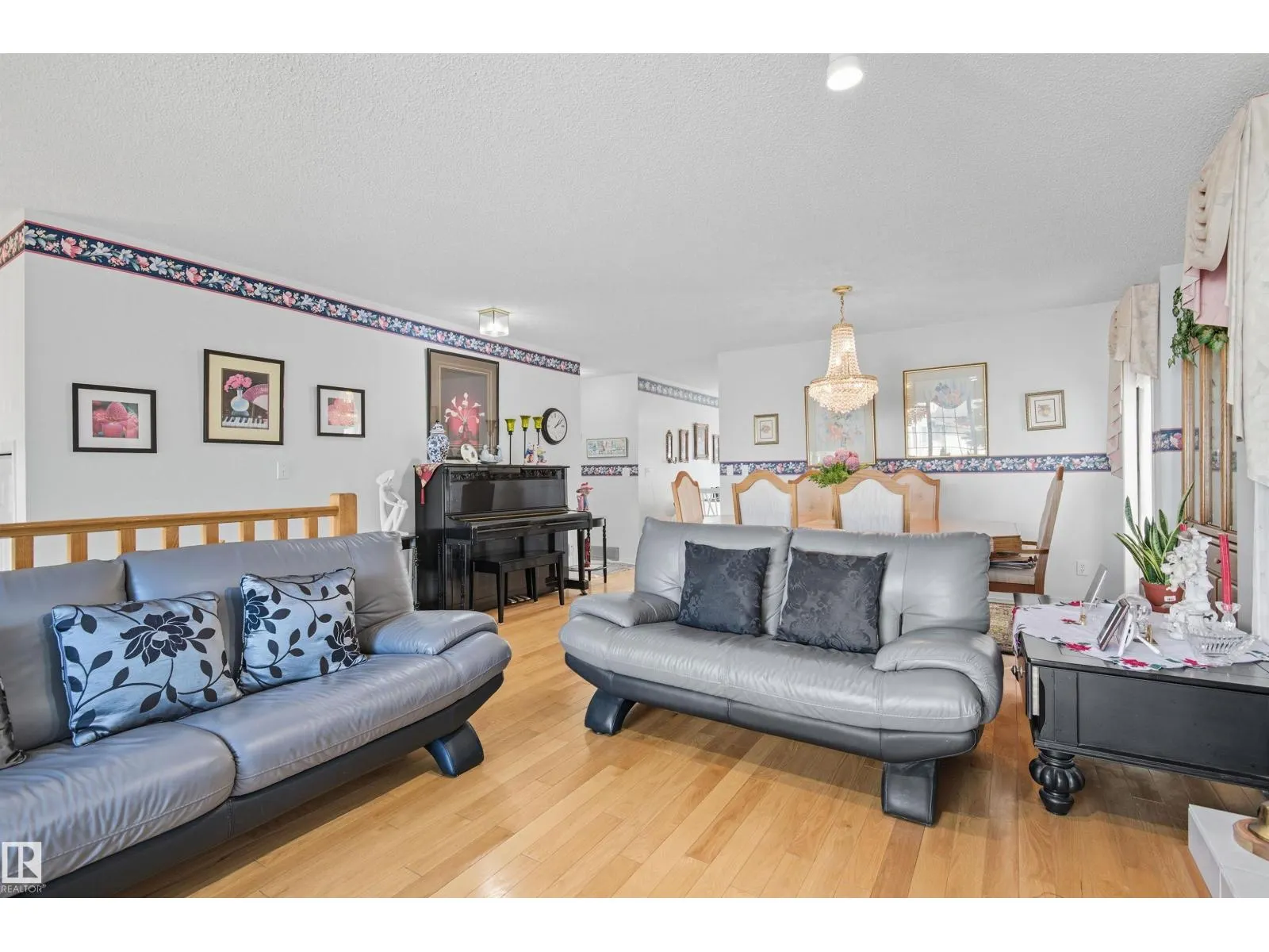 6315 162 AV NW