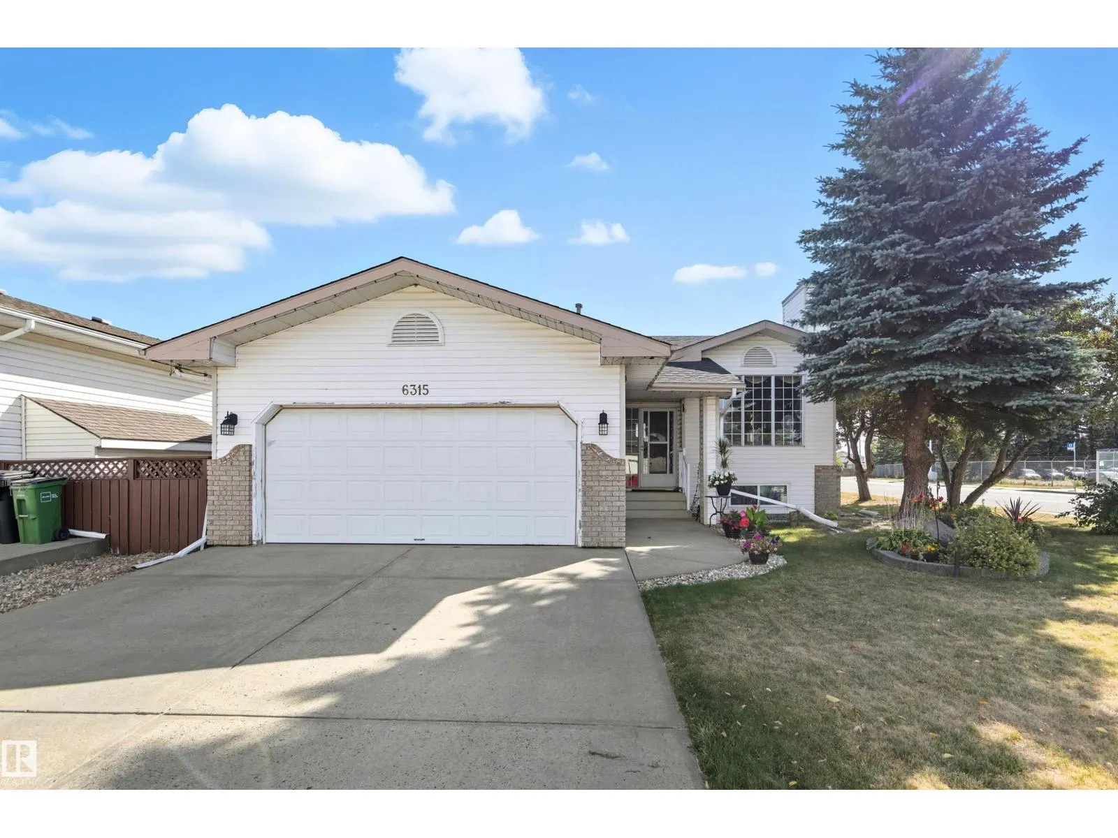6315 162 AV NW