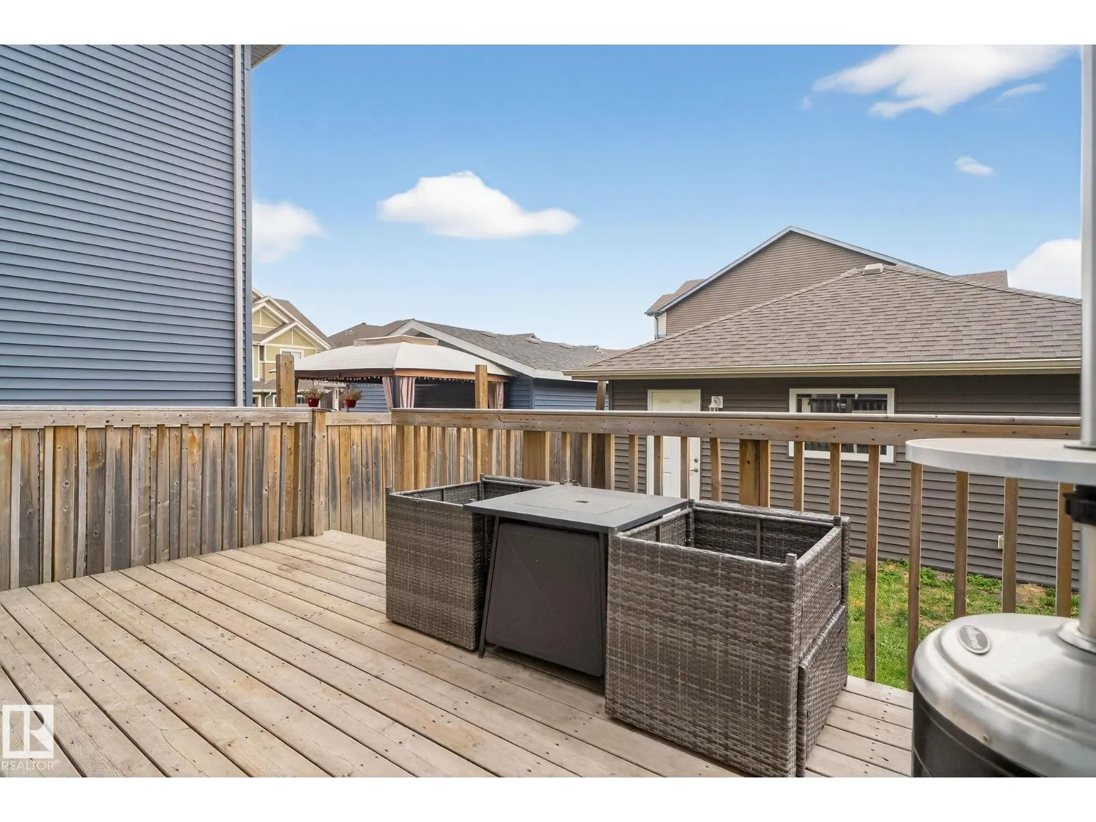 5514 CRABAPPLE LO SW