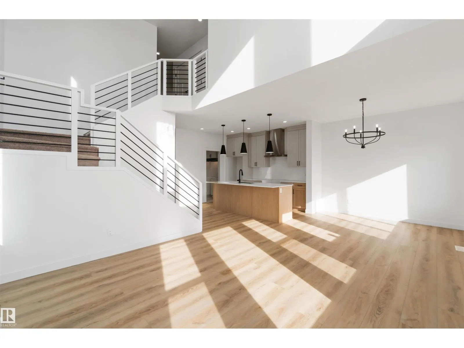 1603 12 ST NW