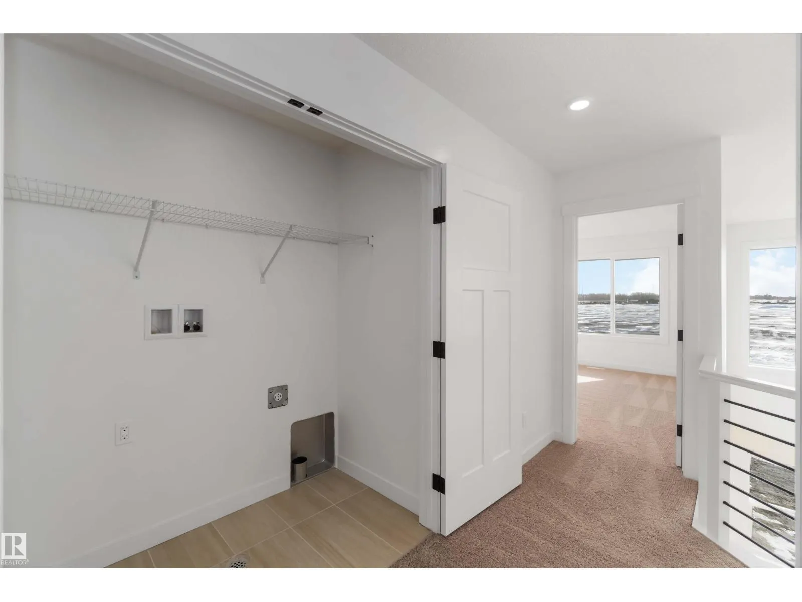 1603 12 ST NW