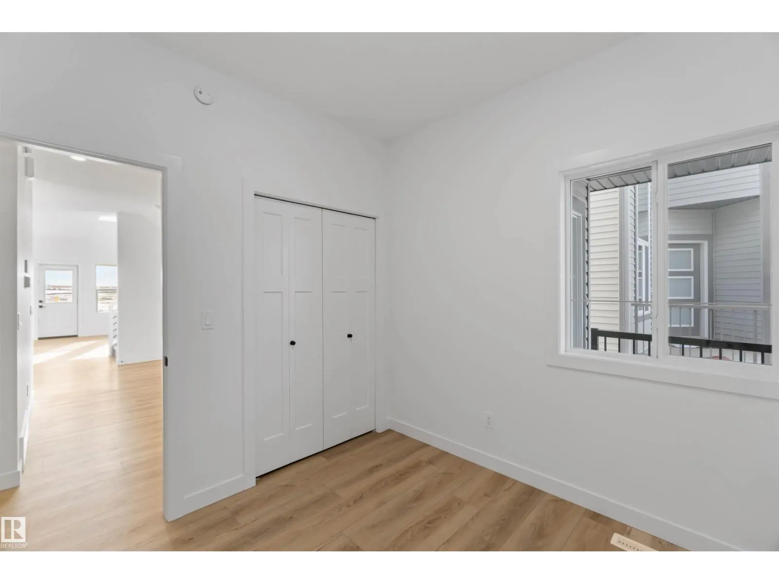 1603 12 ST NW