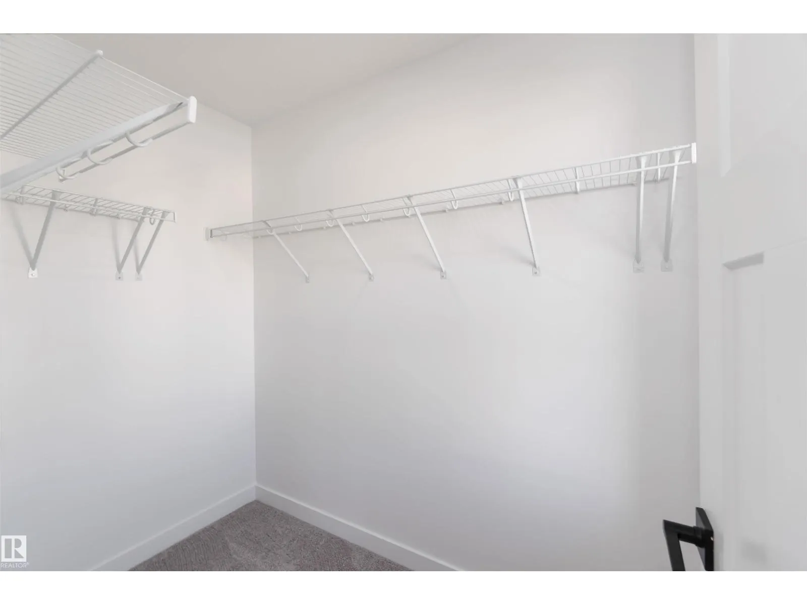 1651 12 ST NW