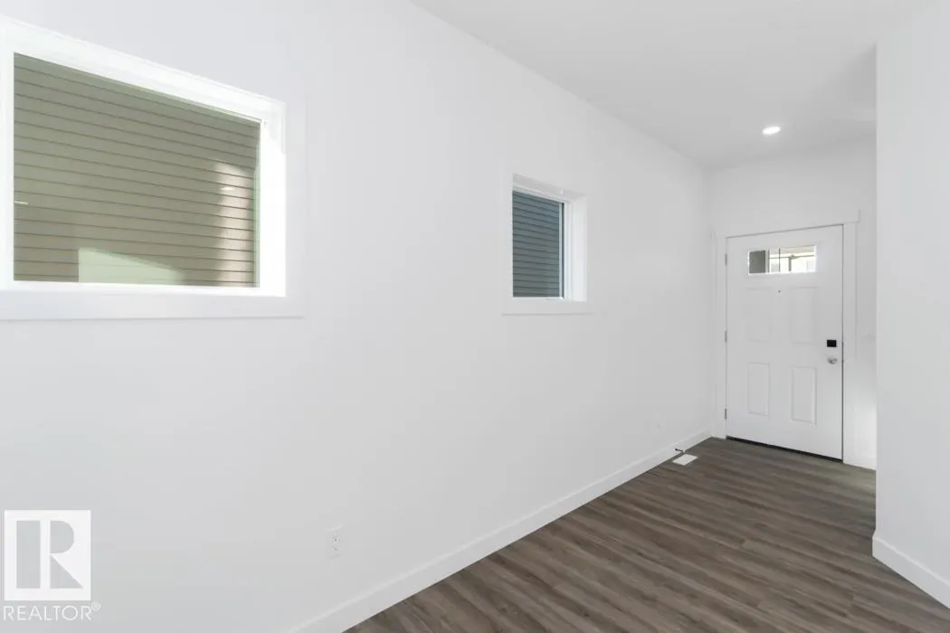 1651 12 ST NW