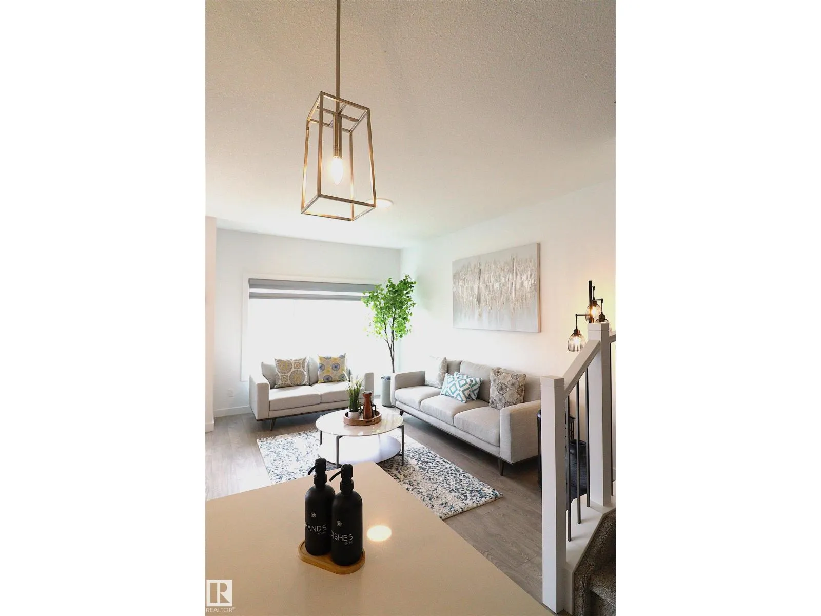 2888 Coughlan Green SW