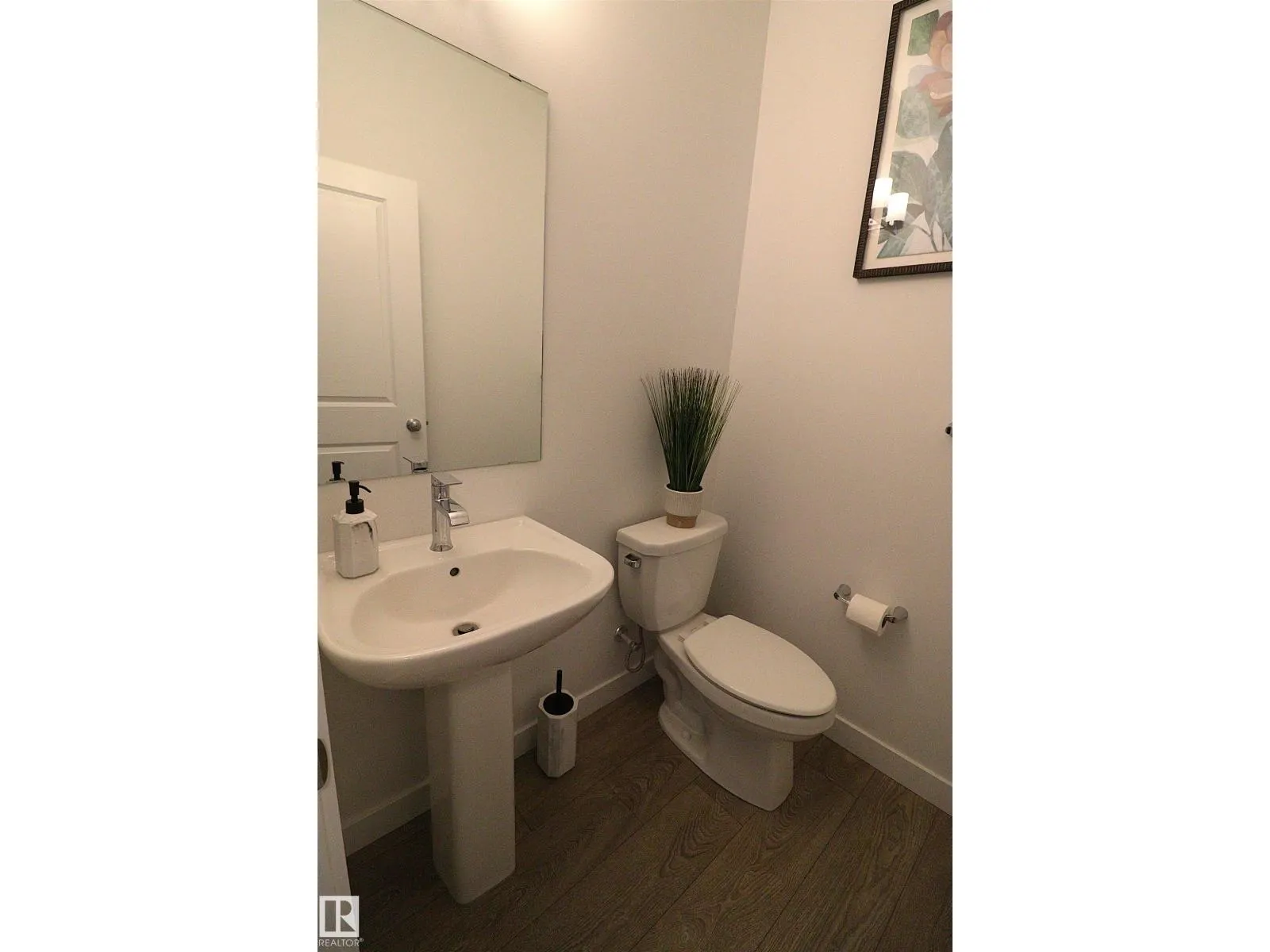 2888 Coughlan Green SW