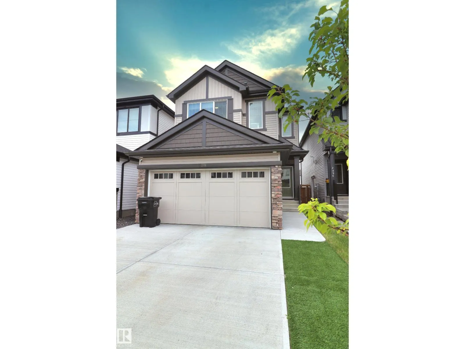 2888 Coughlan Green SW