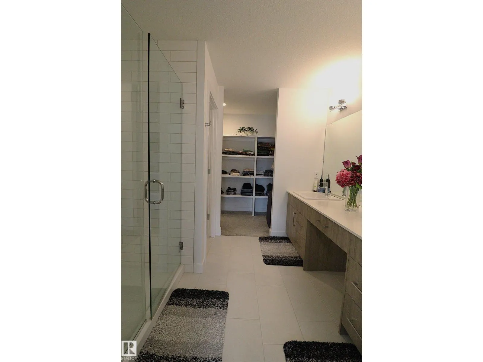 2888 Coughlan Green SW