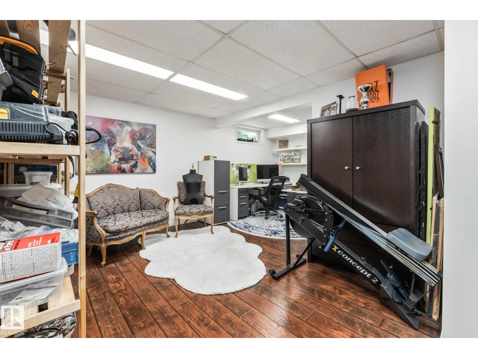 17 LAURIER CR