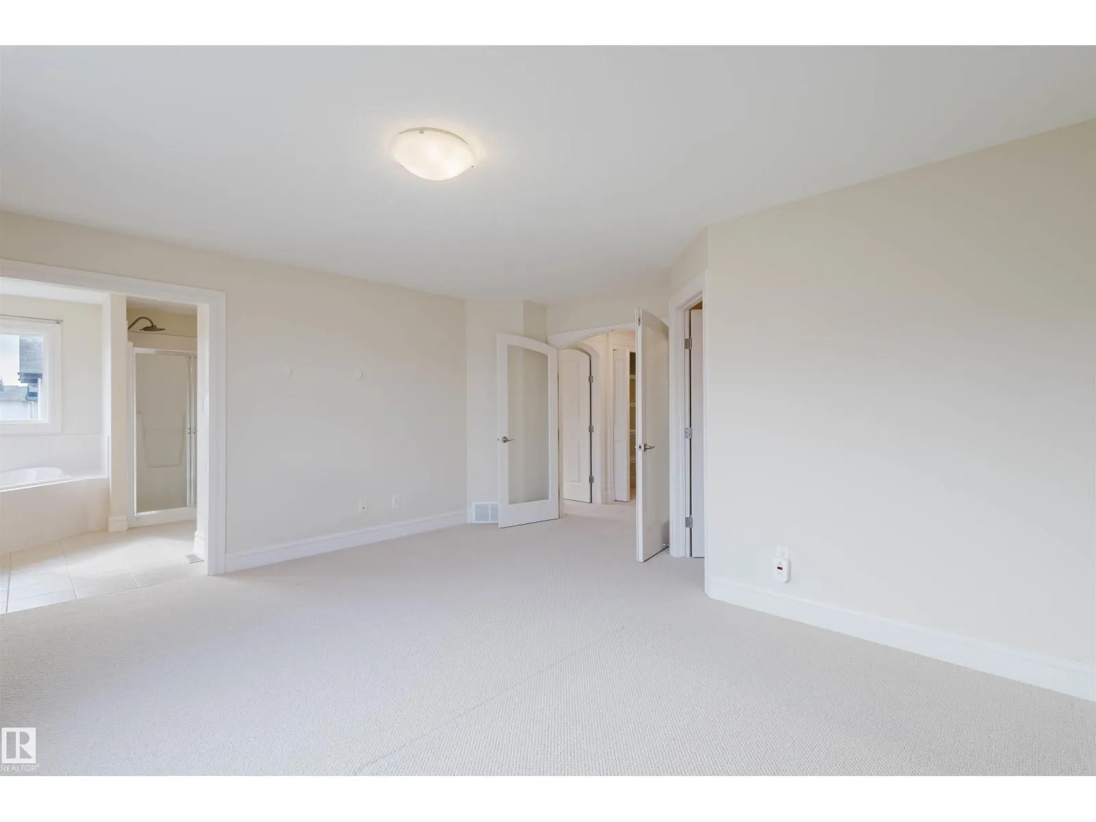 1409 114B ST SW